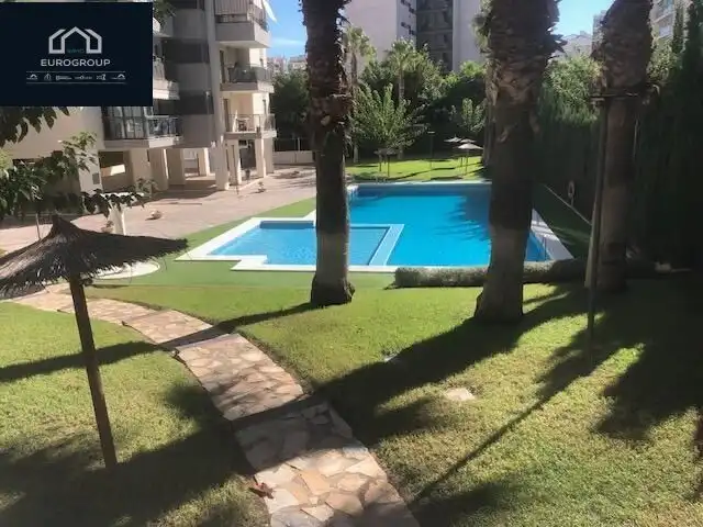 Piso de alquiler en Bulevar - Puerta Mítica