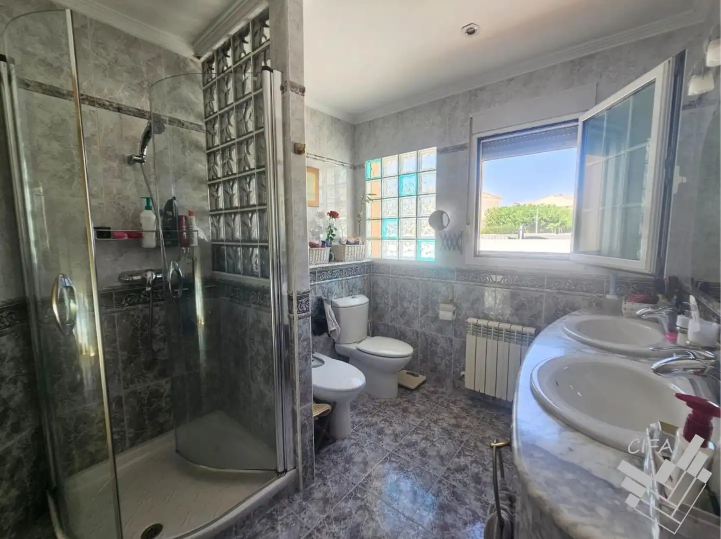 Baño de Casa o chalet en venta en Vinaròs con Aire acondicionado, Calefacción y Jardín privado