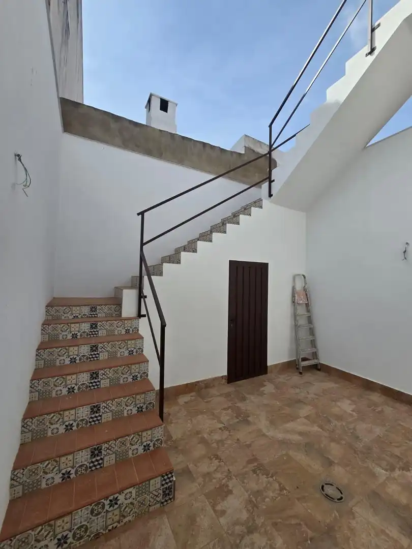 Casa a schiera in vendita a Brenes, imagen 3