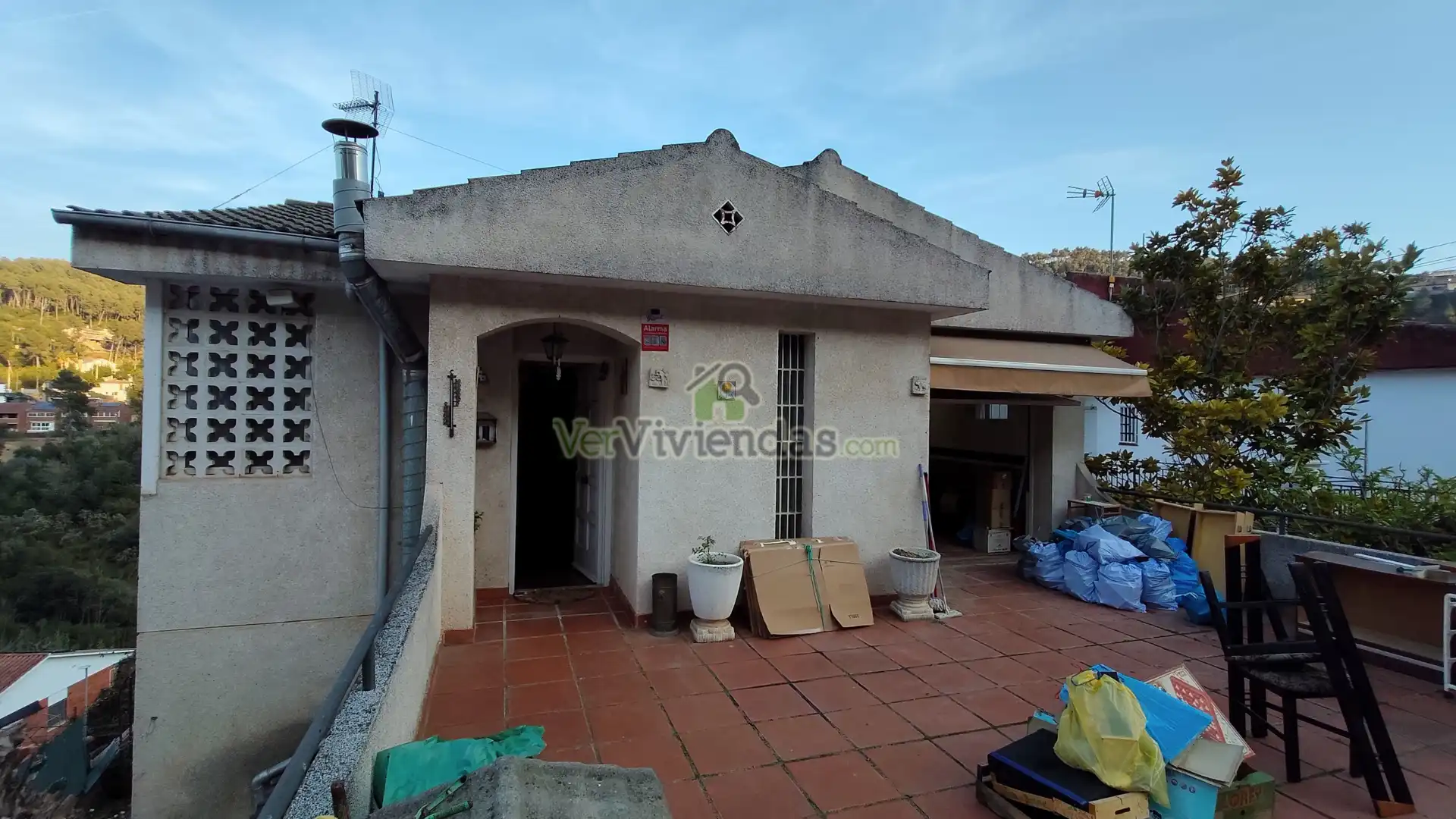 Vista exterior de Casa o chalet en venta en Vallirana con Aire acondicionado, Calefacción y Jardín privado