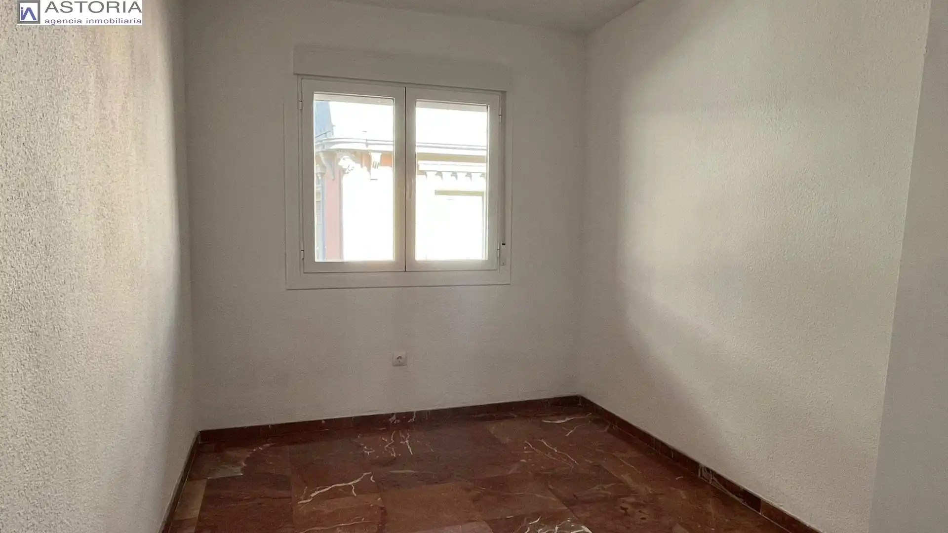 Habitación de Piso de alquiler en Granada con Terraza