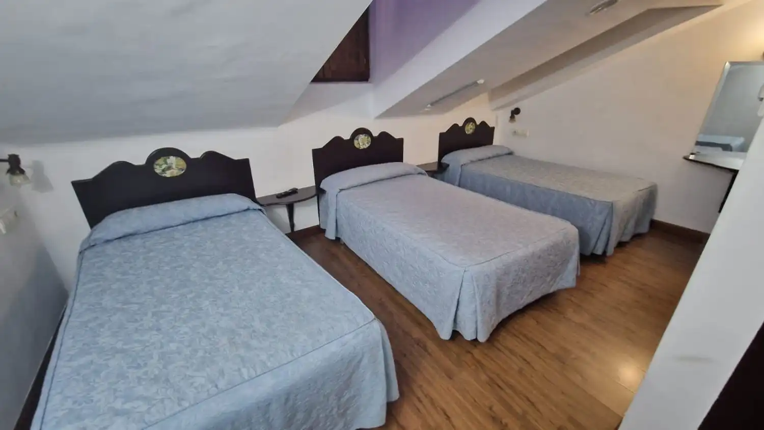 Habitación de Edificio en venta en León Capital 