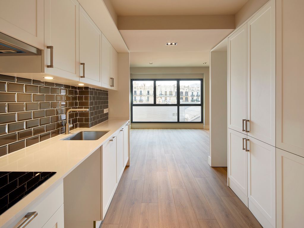 Kitchen of Flat to rent in  Barcelona Capital  with Air Conditioner, Heating and Parquet flooring