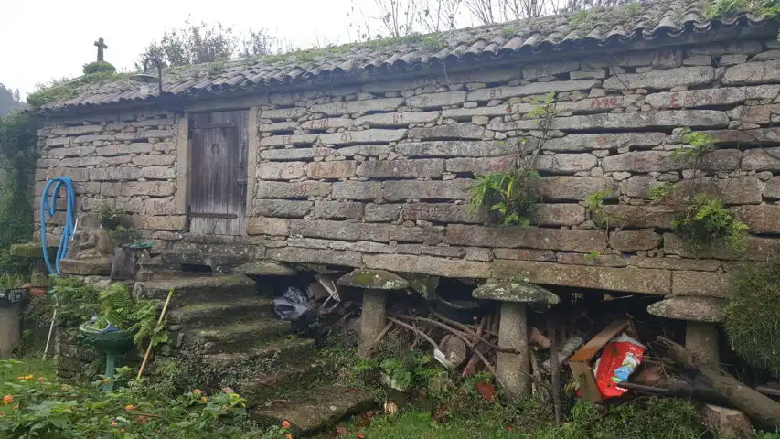 Vista exterior de Casa o chalet en venta en Pontevedra Capital  con Calefacción, Jardín privado y Terraza