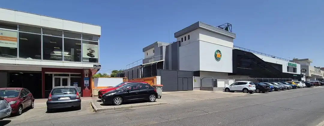 Außenansicht von Geschaftsraum zur Miete in Madrid