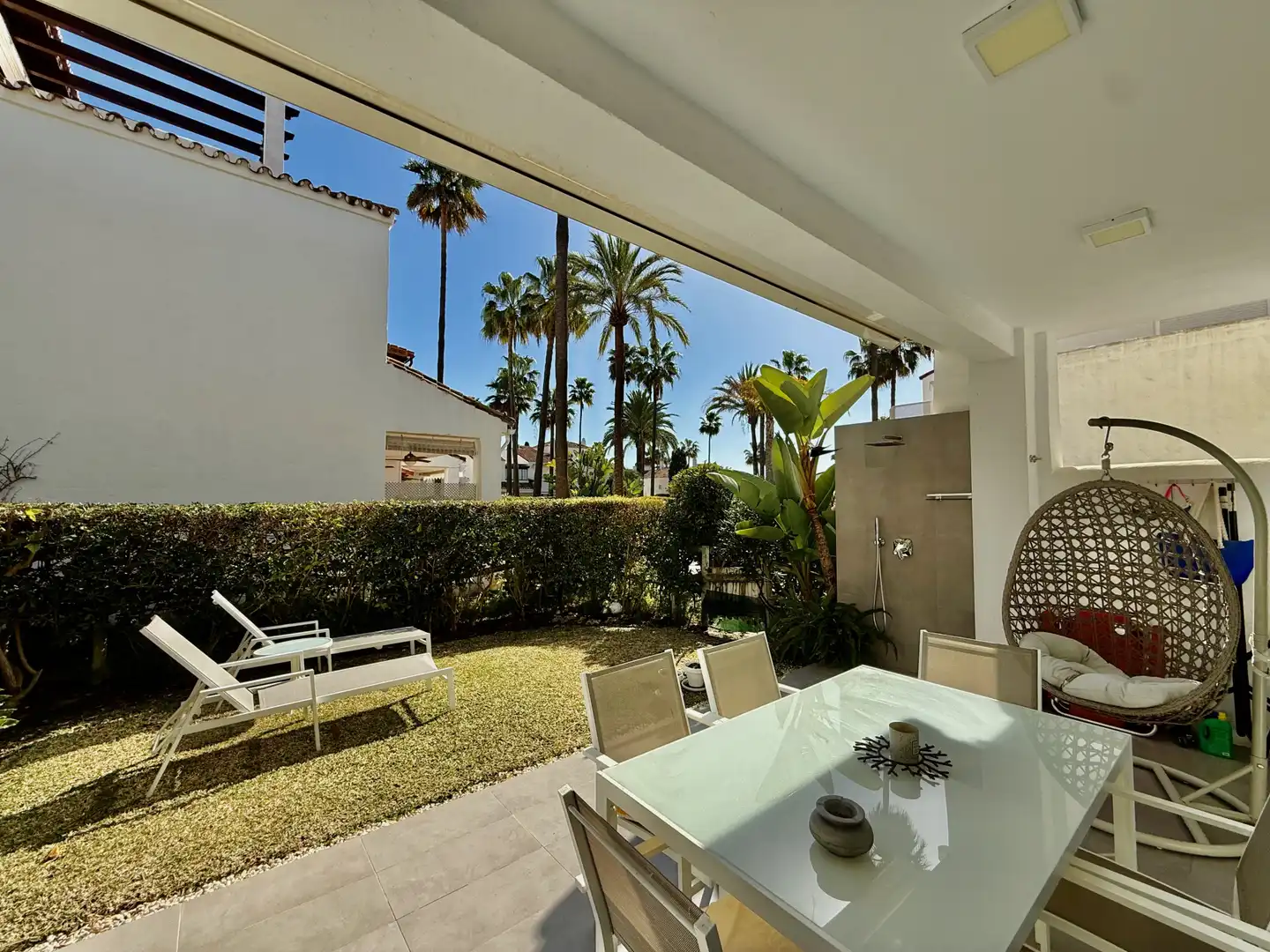 Terraza de Casa adosada de alquiler en Marbella con Calefacción, Piscina y Amueblado