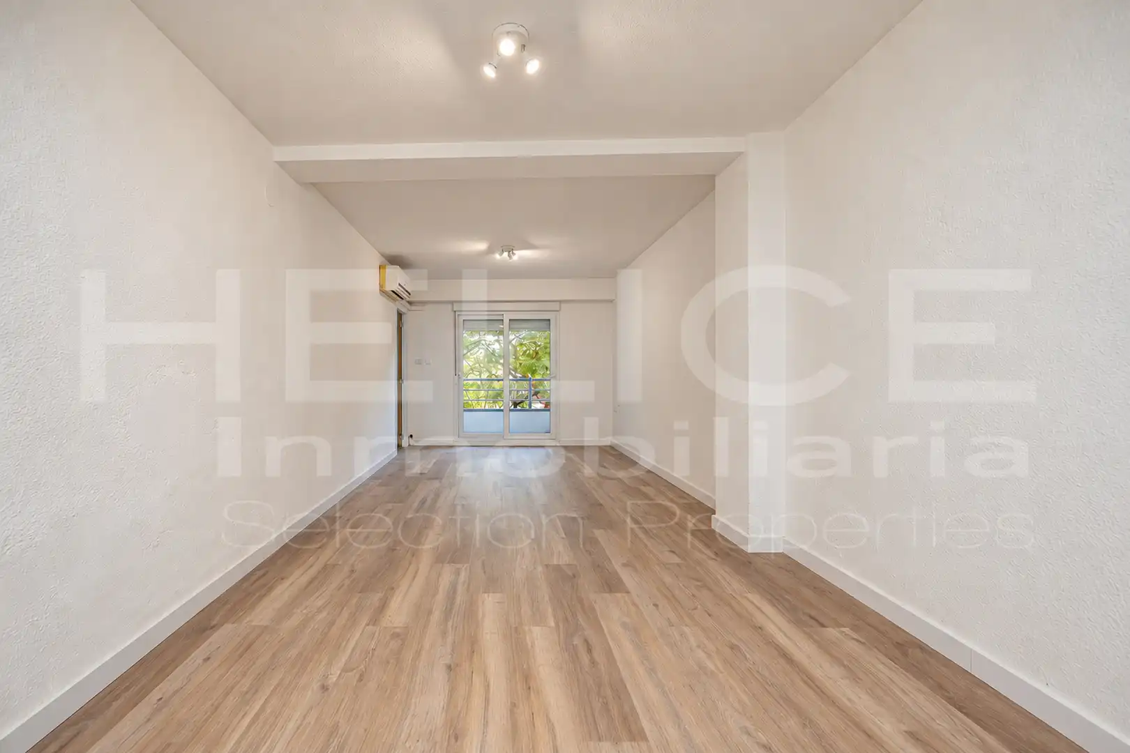 Piso en venta en Paterna con Aire acondicionado, Calefacción y Parquet