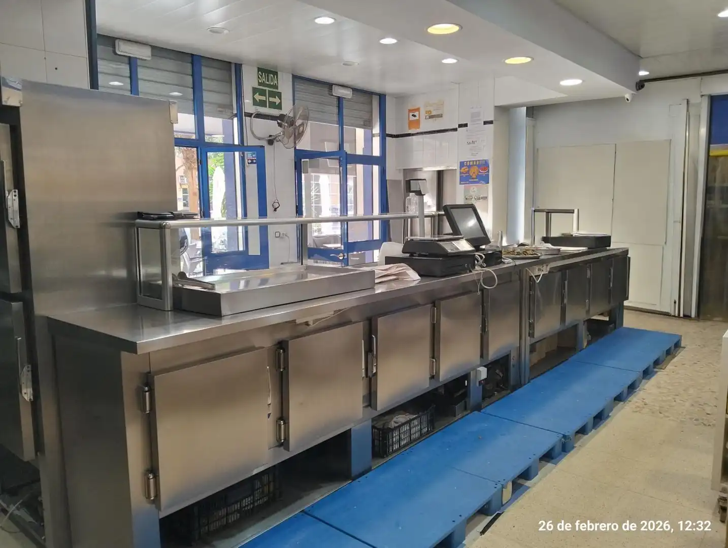 Kitchen of Commercial properties for rent in Sevilla