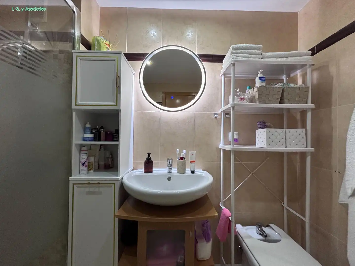 Badezimmer von Wohnungen zum Verkauf in Oropesa del Mar / Orpesa mit Klimaanlage, Heizung und Terrasse