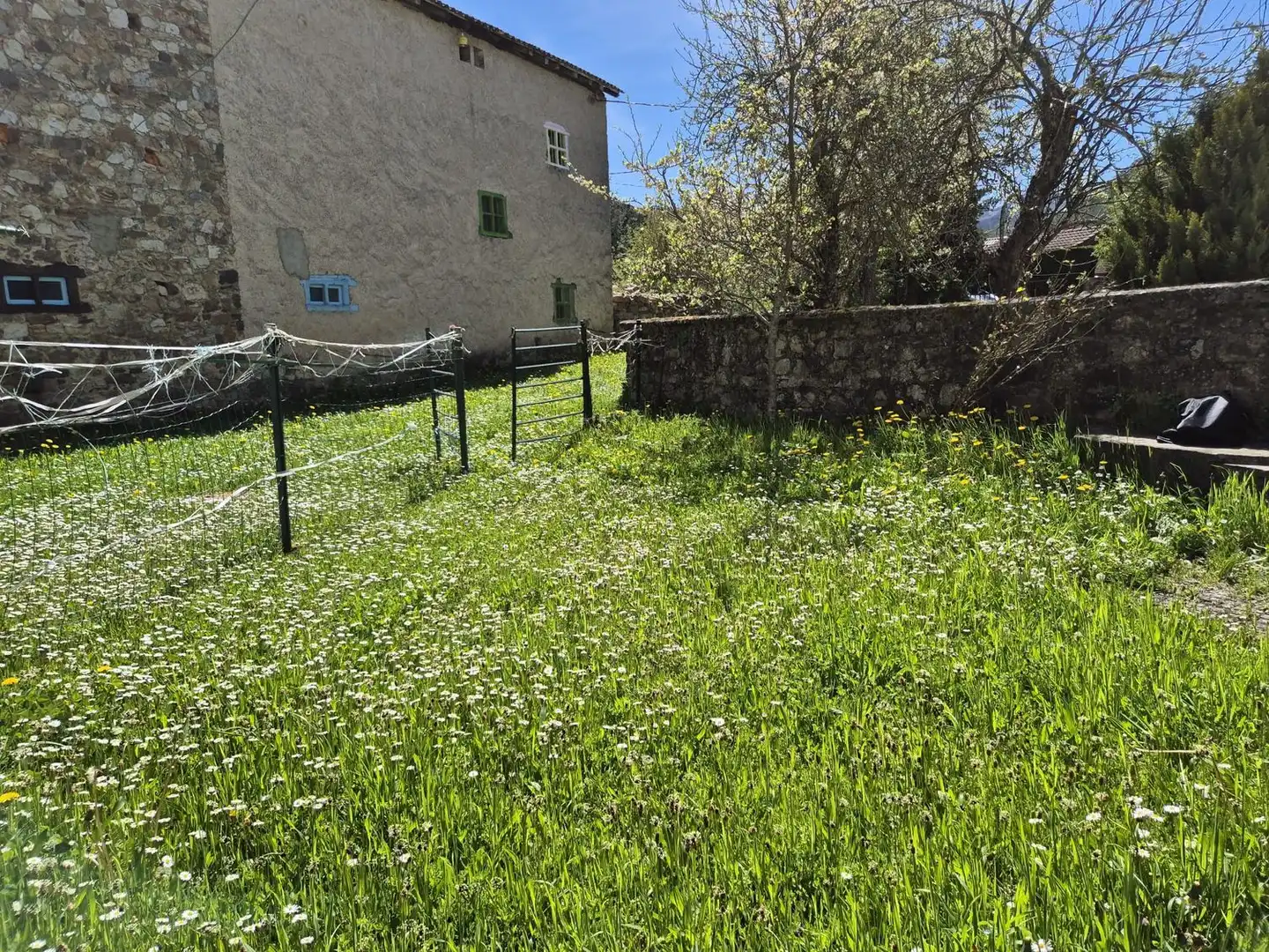 Houses for sale in Acebedo  with Storage room and Swimming Pool