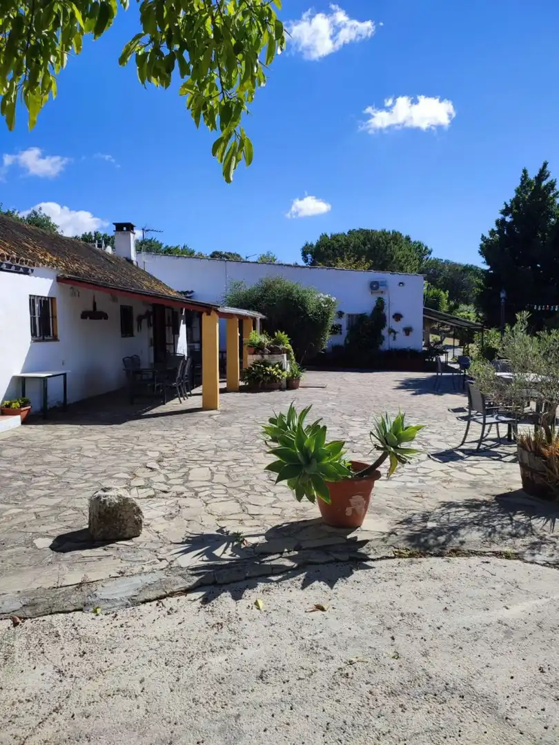 Casa amb piscina en venda a Arcos de la Frontera