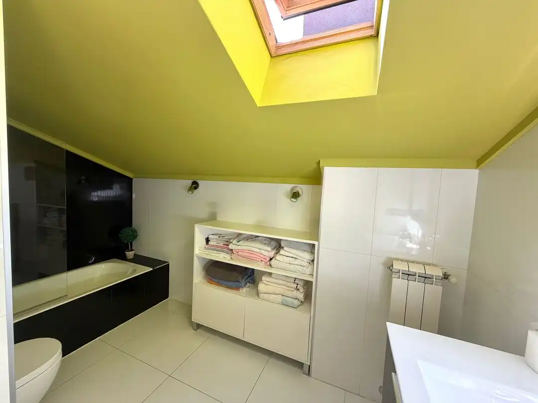 Baño de Dúplex en venta en Astigarraga con Calefacción y Terraza