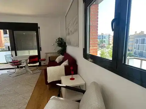 Dachboden zur Miete in Carrer de Jaume de Montcorb, Turó de Can Mates