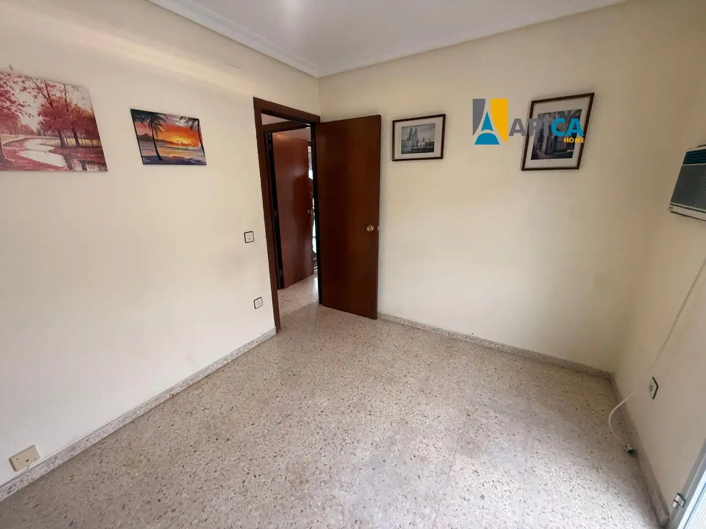 Pis en venda en La Rinconada amb Aire condicionat