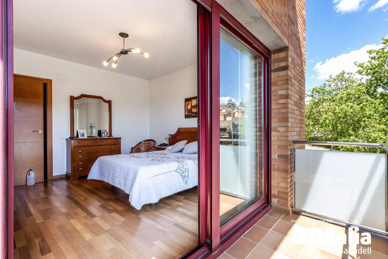Dormitori de Casa o xalet en venda en Castellar del Vallès amb Aire condicionat, Calefacció i Jardí privat