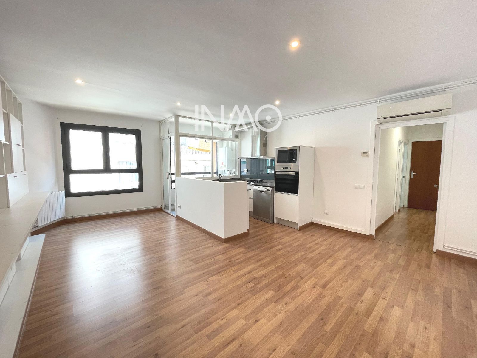 Exterior view of Flat for sale in Rubí  with Air Conditioner, Heating and Terrace
