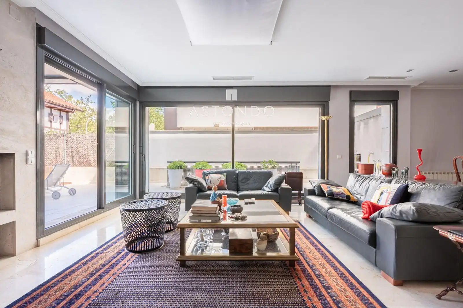 Sala de estar de Casa adosada en venta en Madrid con Aire acondicionado, Calefacción y Parquet
