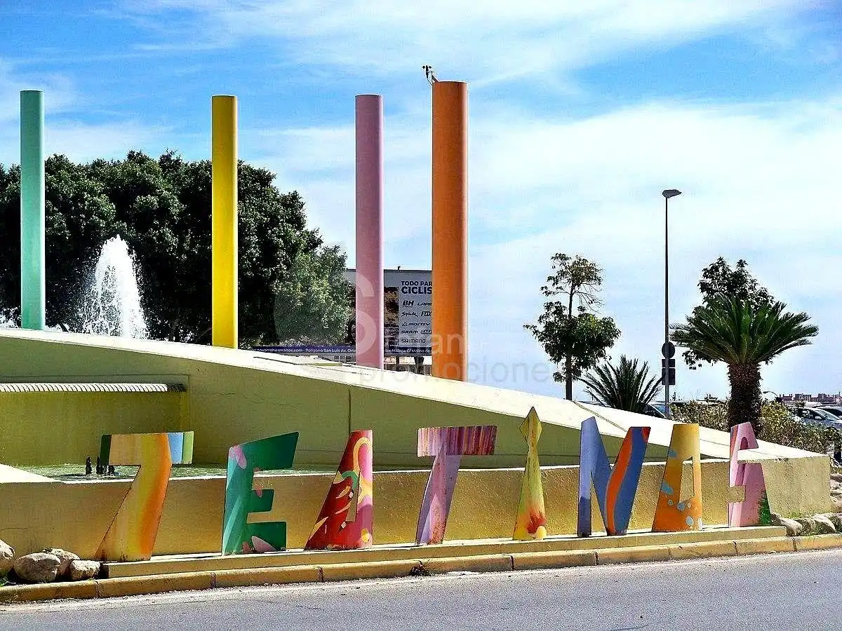 Exterior view of Houses for sale in Málaga  with Air Conditioner, Heating and Private garden