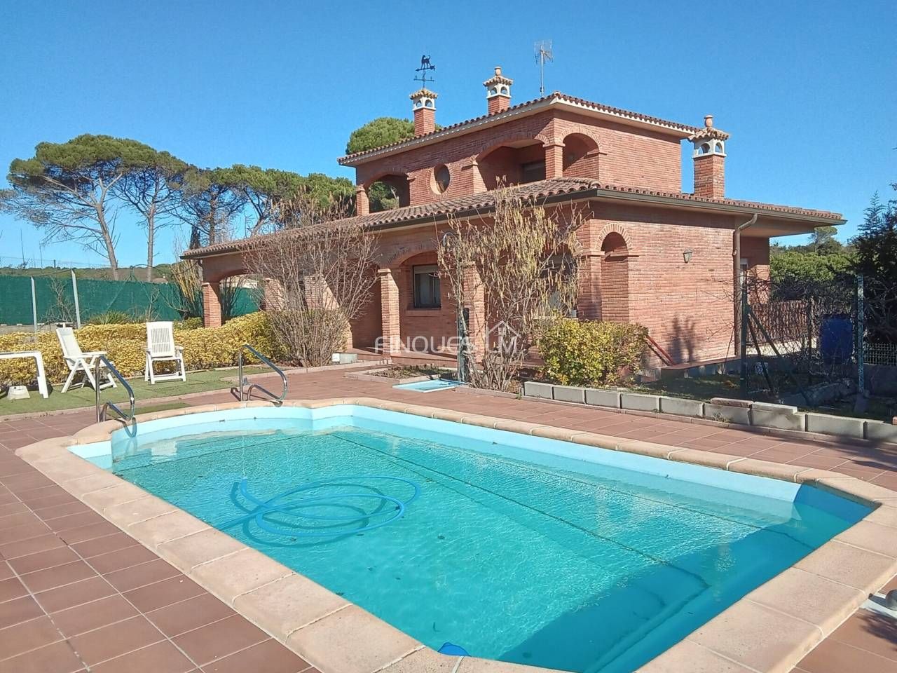 Vista exterior de Casa o xalet en venda en Tordera amb Calefacció i Terrassa