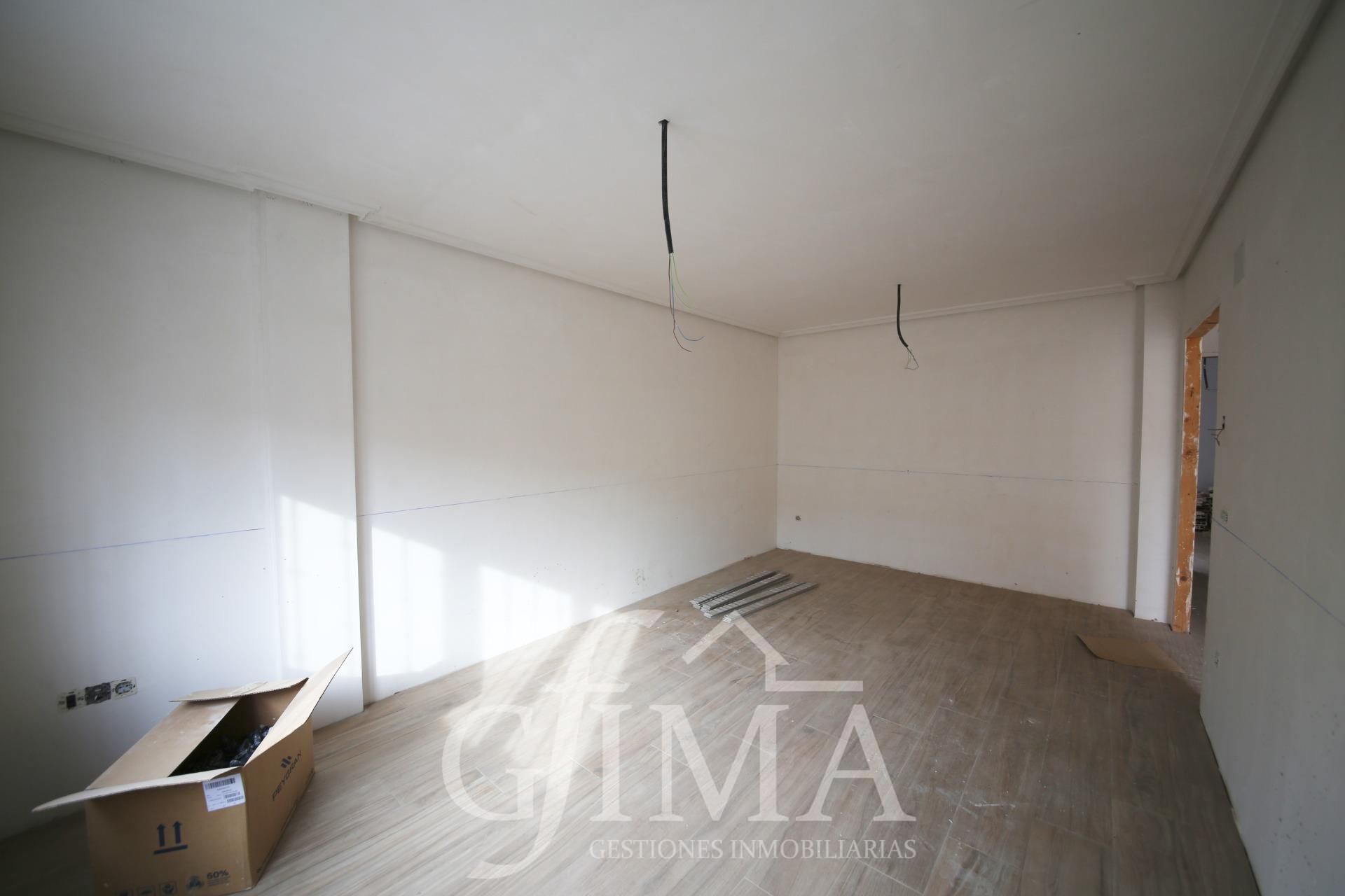 Single-family semi-detached for sale in Tomelloso  with Heating