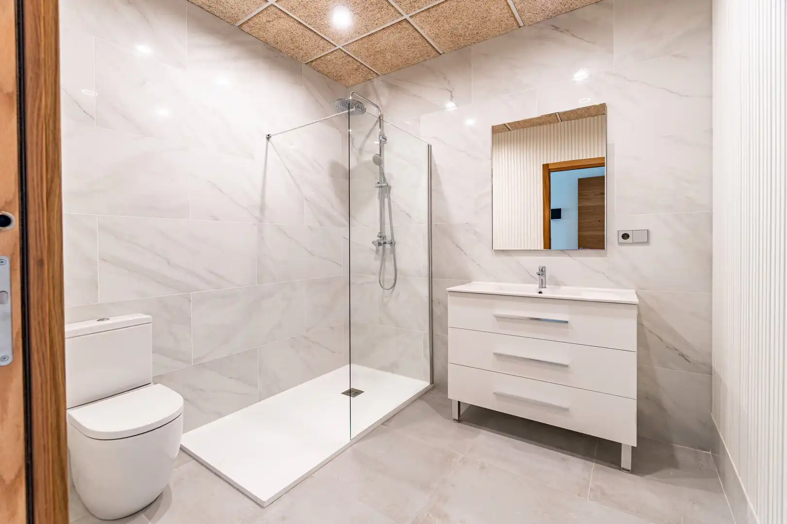 Badezimmer von Haus oder Chalet zum Verkauf in Figueres mit Klimaanlage, Heizung und Privatgarten
