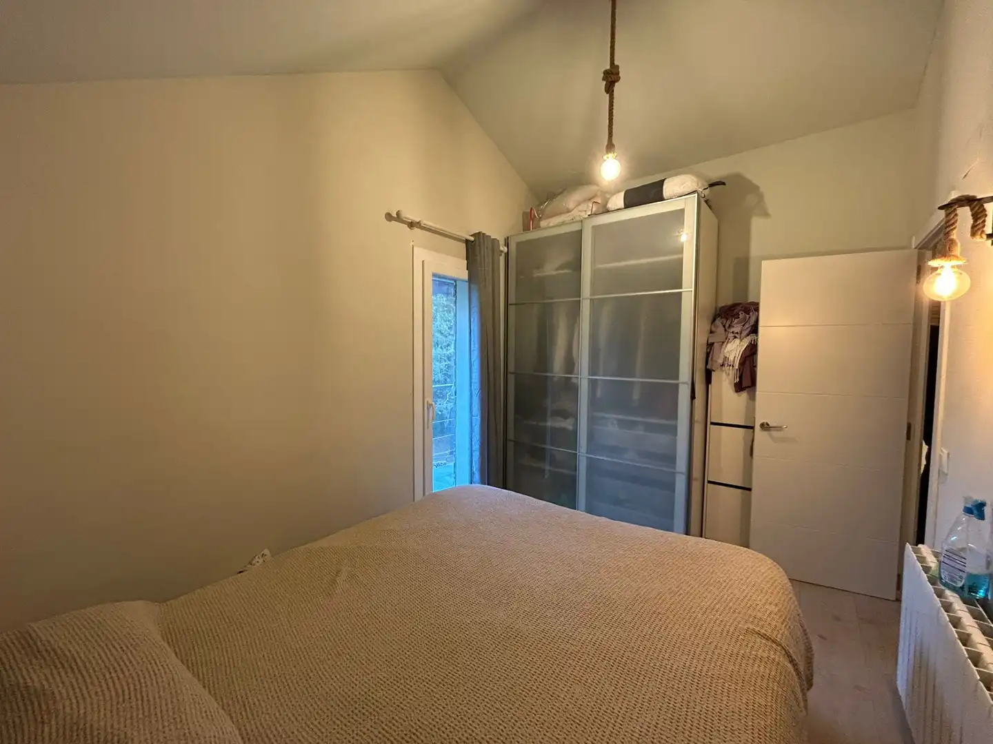 Dormitori de Casa o xalet en venda en Camprodon amb Jardí privat, Terrassa i Moblat