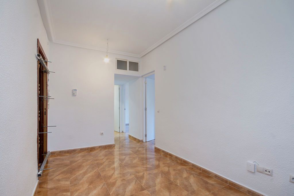 Flat for sale in  Madrid Capital