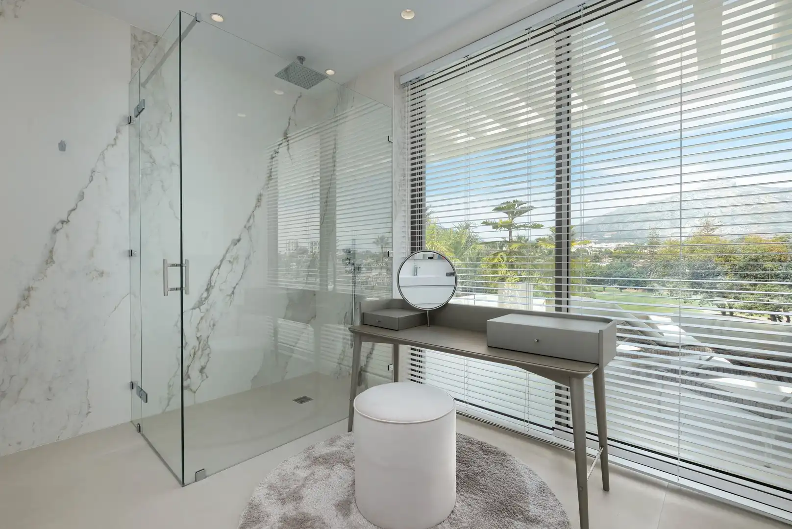 Baño de Casa o chalet en venta en Marbella con Aire acondicionado, Calefacción y Jardín privado