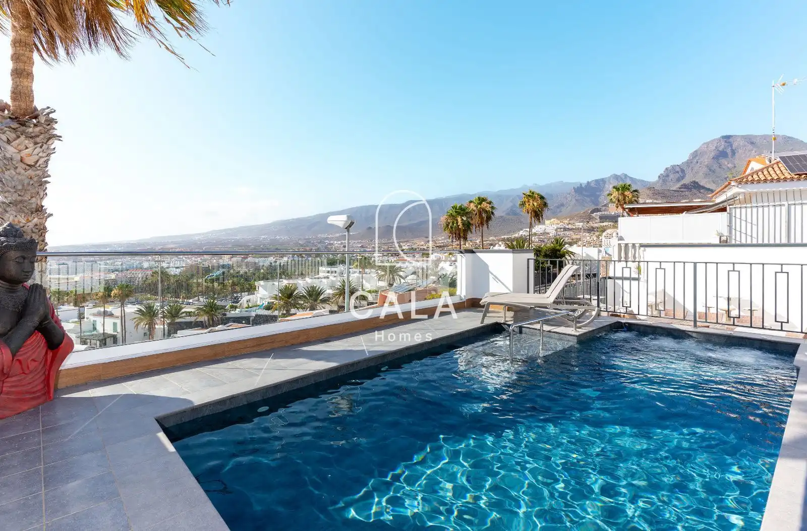 Piscina de Casa o chalet en venta en Adeje con Aire acondicionado, Calefacción y Terraza