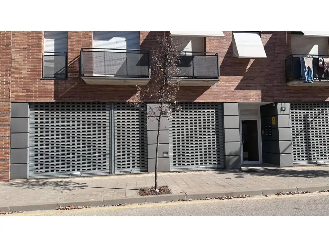 Local comercial en venta en Avenida Josep Pla, imagen 2