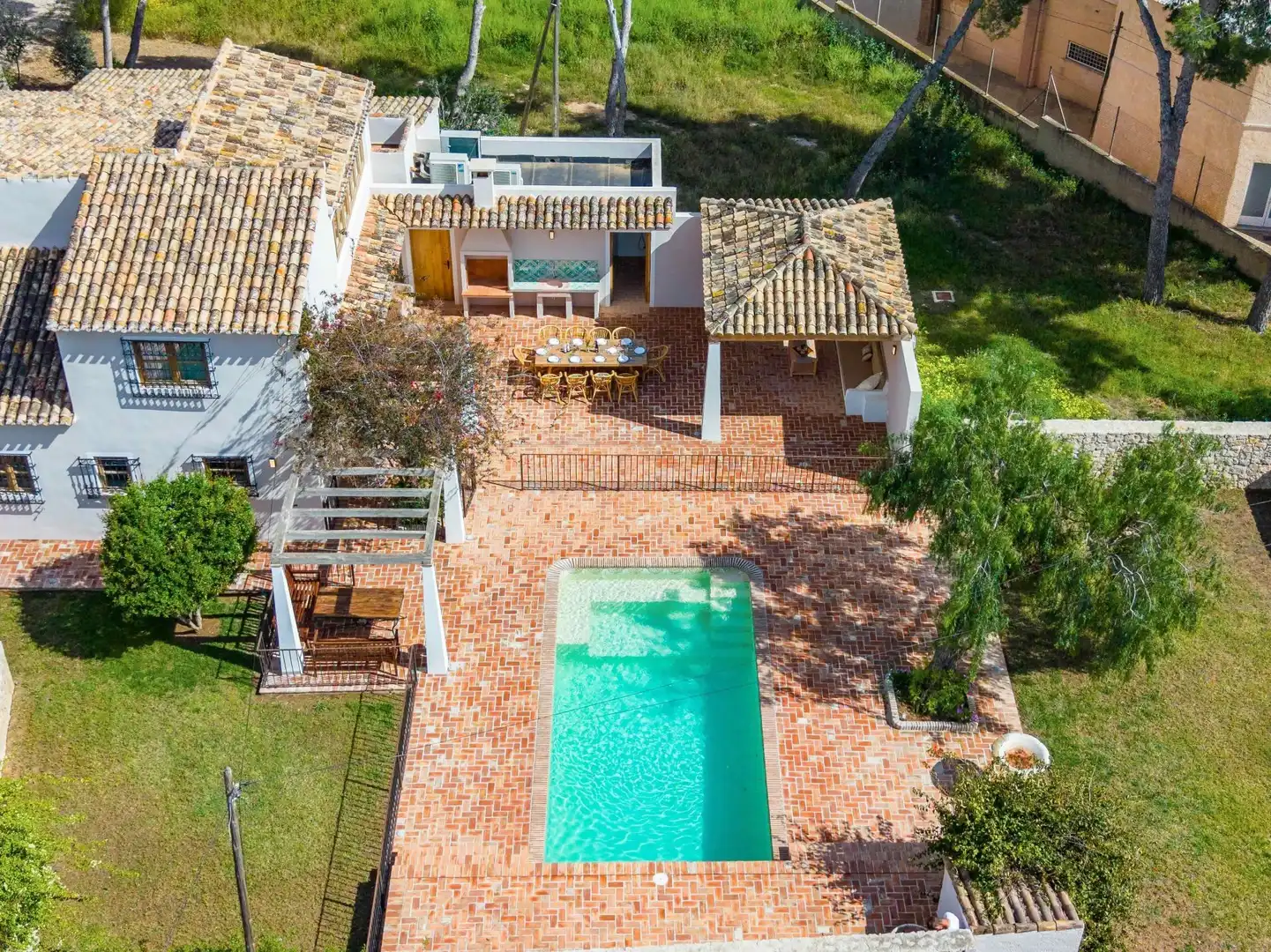 Swimming pool of Houses for sale in L'Alfàs del Pi  with Air Conditioner, Heating and Private garden
