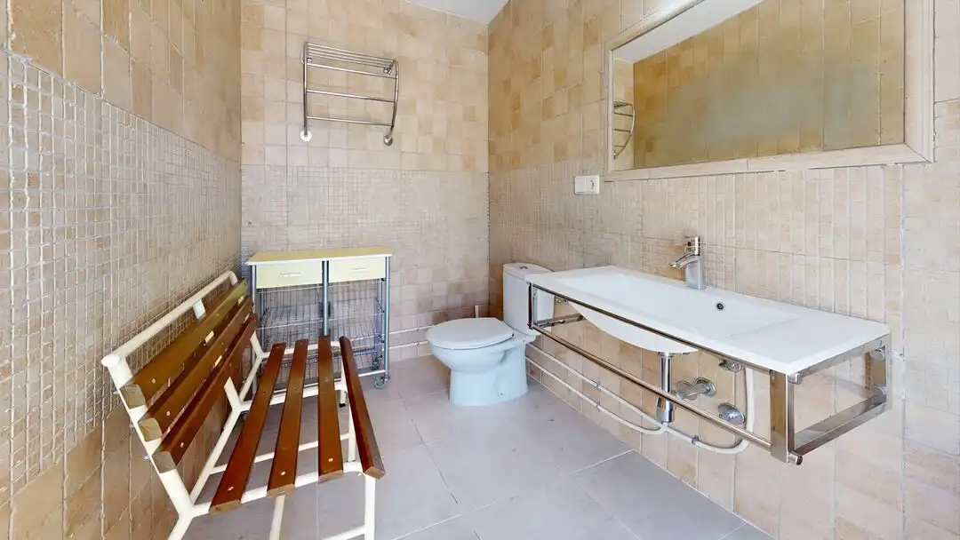 Baño de Casa o chalet en venta en Valdelaguna con Aire acondicionado, Calefacción y Terraza
