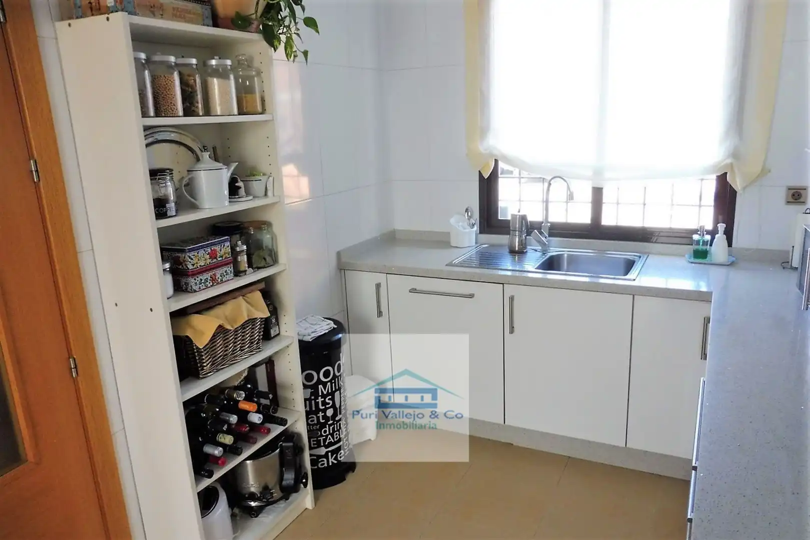 Kitchen of Detached homes for sale in Córdoba  with Air Conditioner, Heating and Terrace
