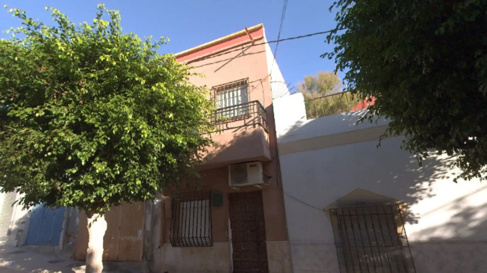 Vista exterior de Piso en venta en  Almería Capital