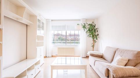 Foto 4 de Pis de lloguer a Paseo de Los Tilos, 7, Valdefierro,  Zaragoza Capital