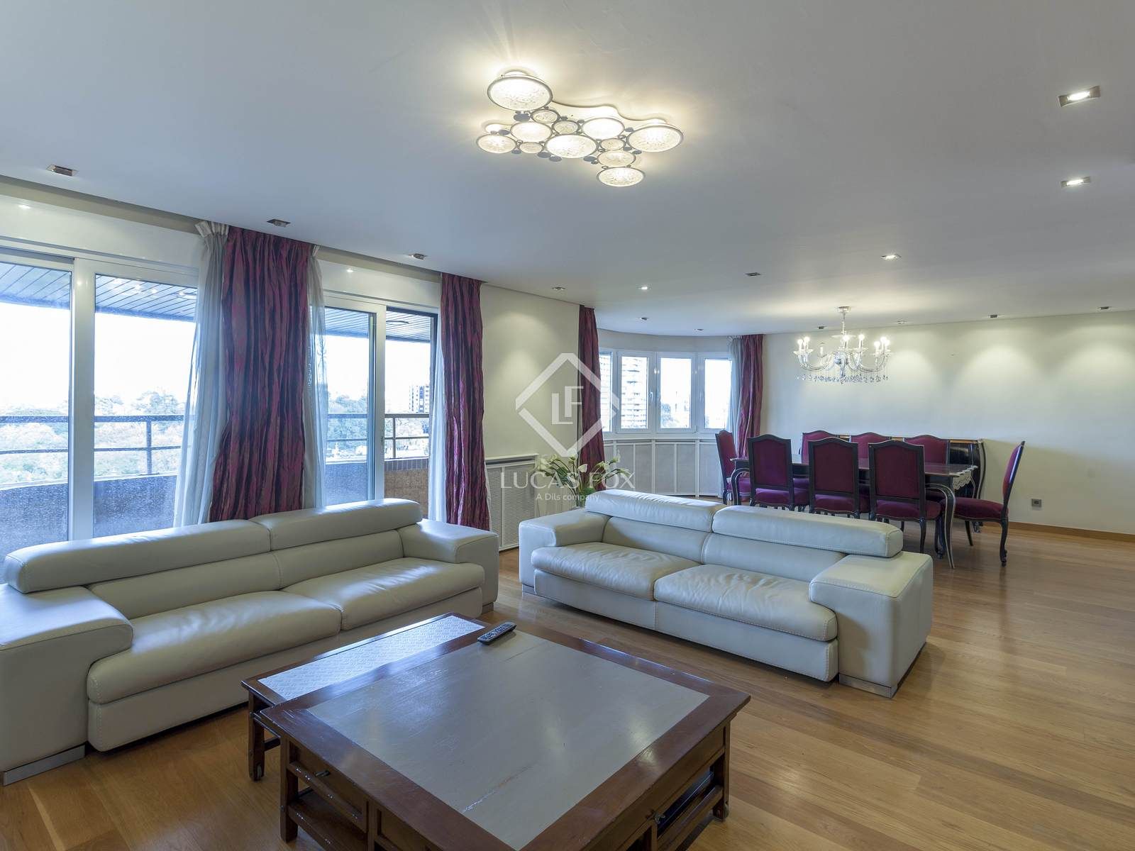Sala d'estar de Pis en venda en  Valencia Capital amb Aire condicionat, Calefacció i Parquet
