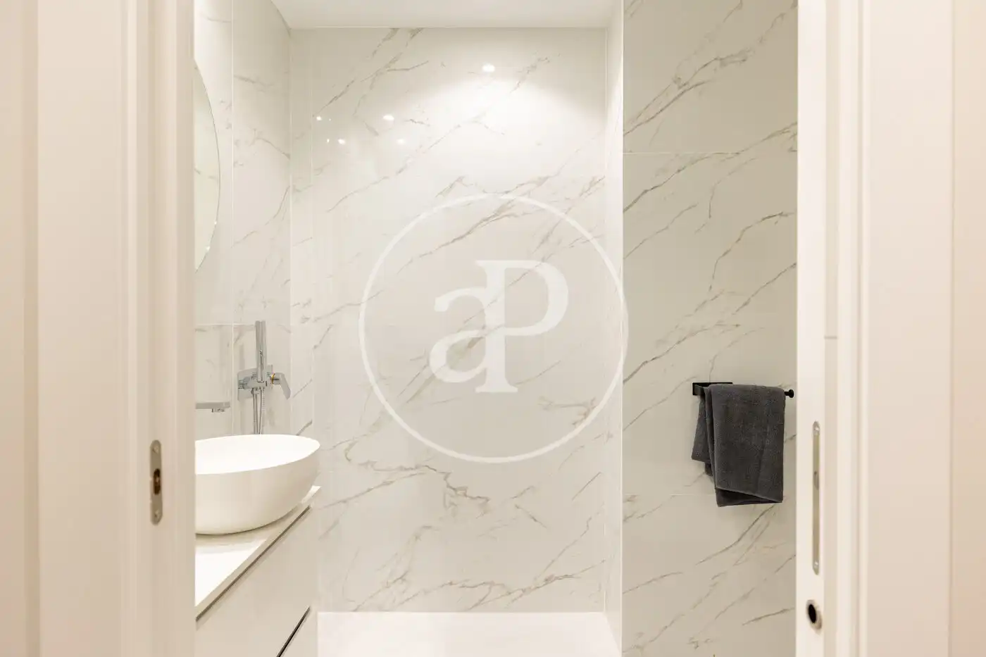 Baño de Loft en venta en Barcelona con Aire acondicionado, Calefacción y Amueblado