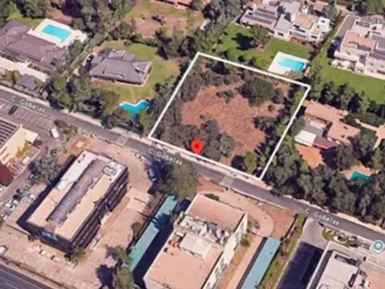 Terreno residencial en venta en Moncloa - Aravaca