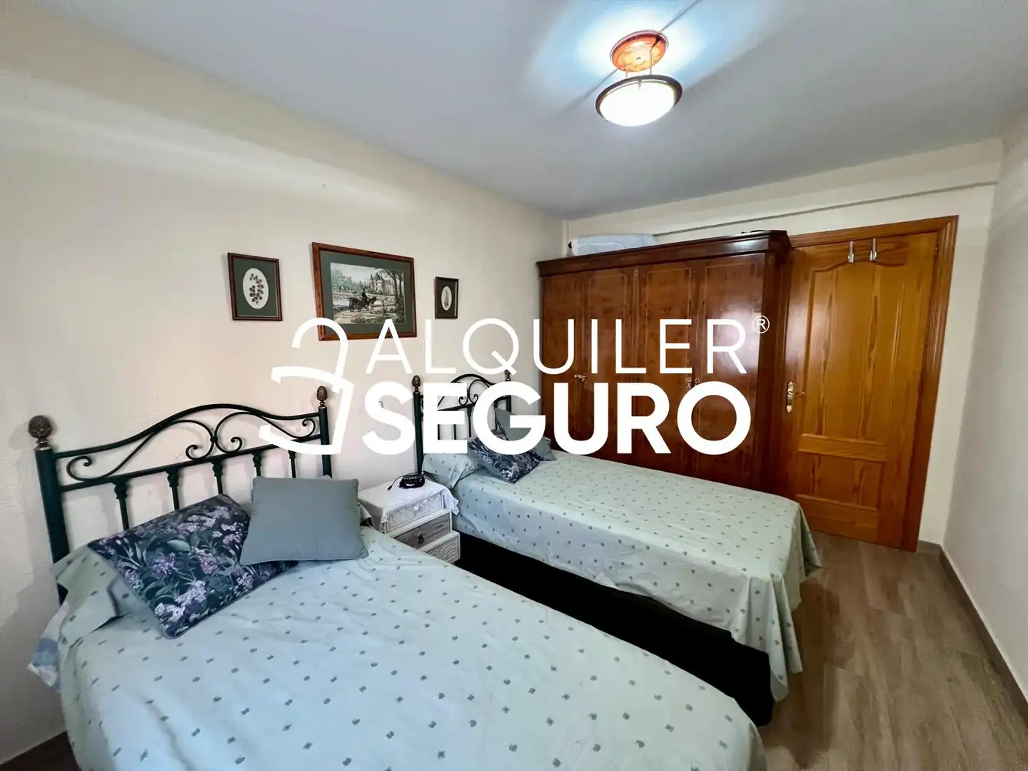 Schlafzimmer von Wohnung zur Miete in Madrid mit Heizung und Möbliert