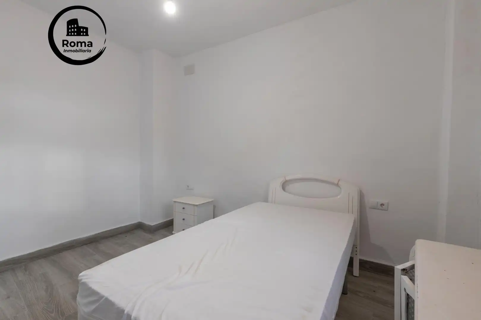 Habitación de Planta baja en venta en Moclín con Jardín privado, Amueblado y Balcón