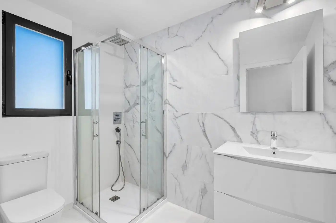 Apartamento con terraza en venta en Calle Calle Invernaderos, imagen 16