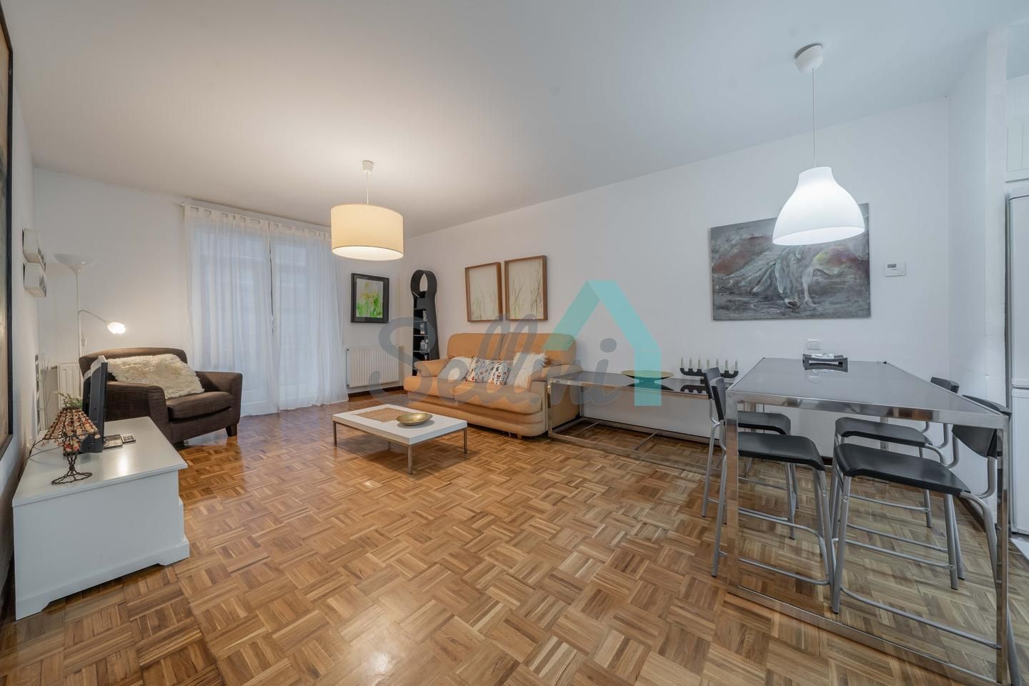 Living room of Flat to rent in Oviedo   with Heating, Parquet flooring and Internet