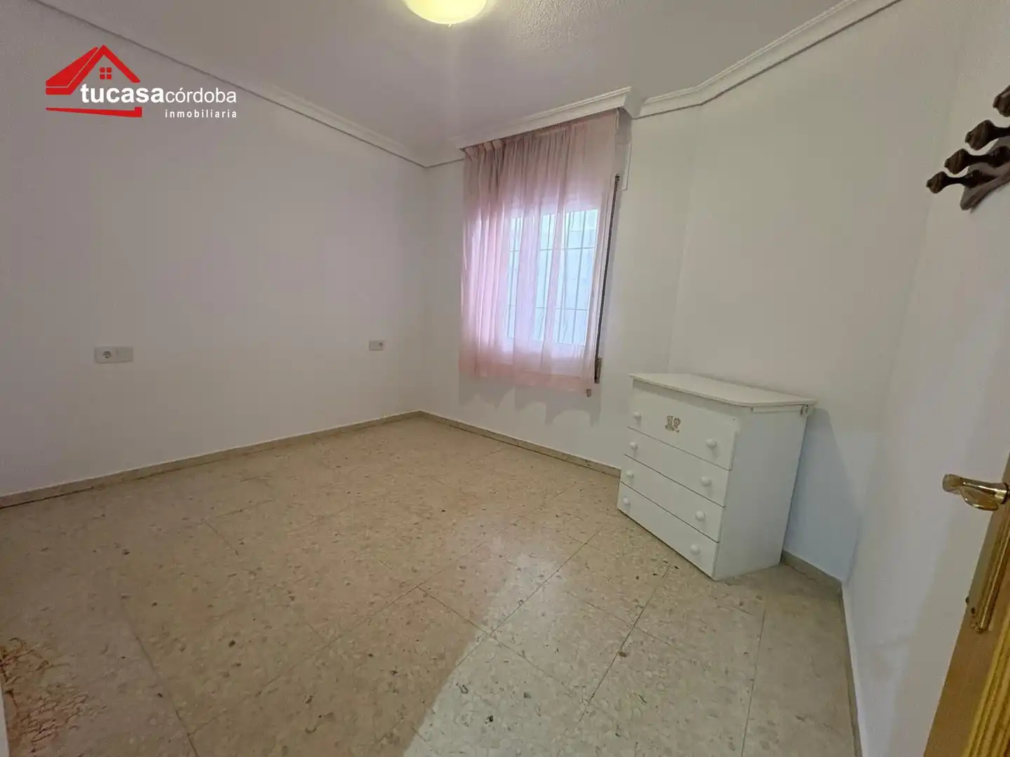 Dormitori de Planta baixa en venda en Córdoba amb Aire condicionat