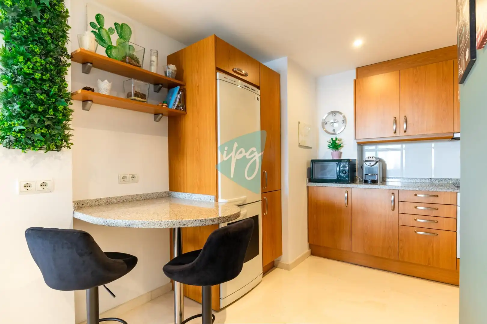 Cocina de Apartamento de alquiler en Estepona con Aire acondicionado, Calefacción y Amueblado