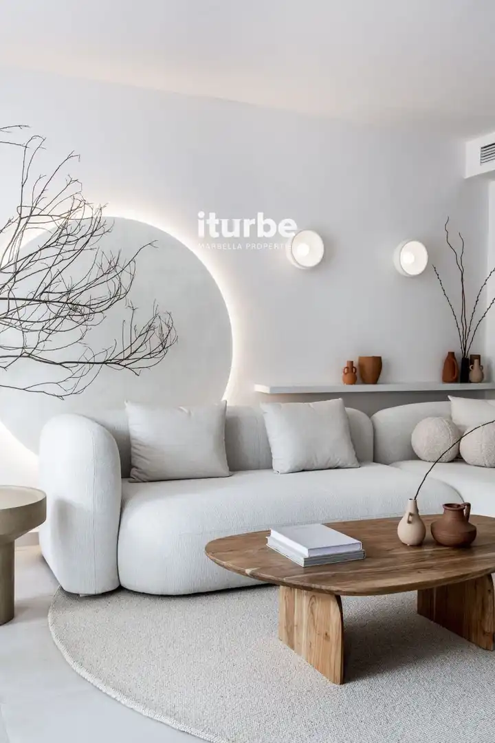Sala de estar de Casa adosada de alquiler en Marbella con Aire acondicionado, Terraza y Piscina