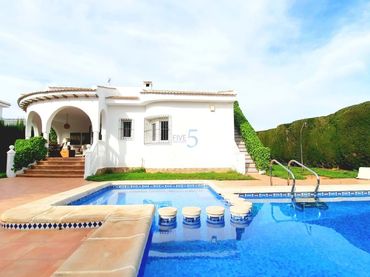 Casa con piscina in vendita a Ciudad Quesada