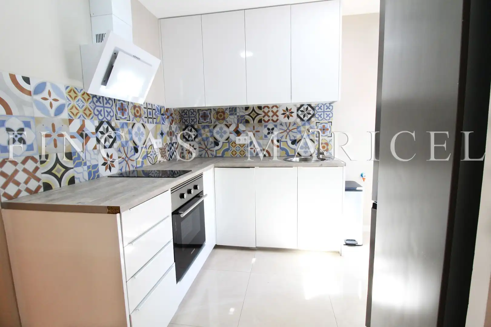 Cuina de Dúplex en venda en Sitges amb Aire condicionat, Calefacció i Terrassa