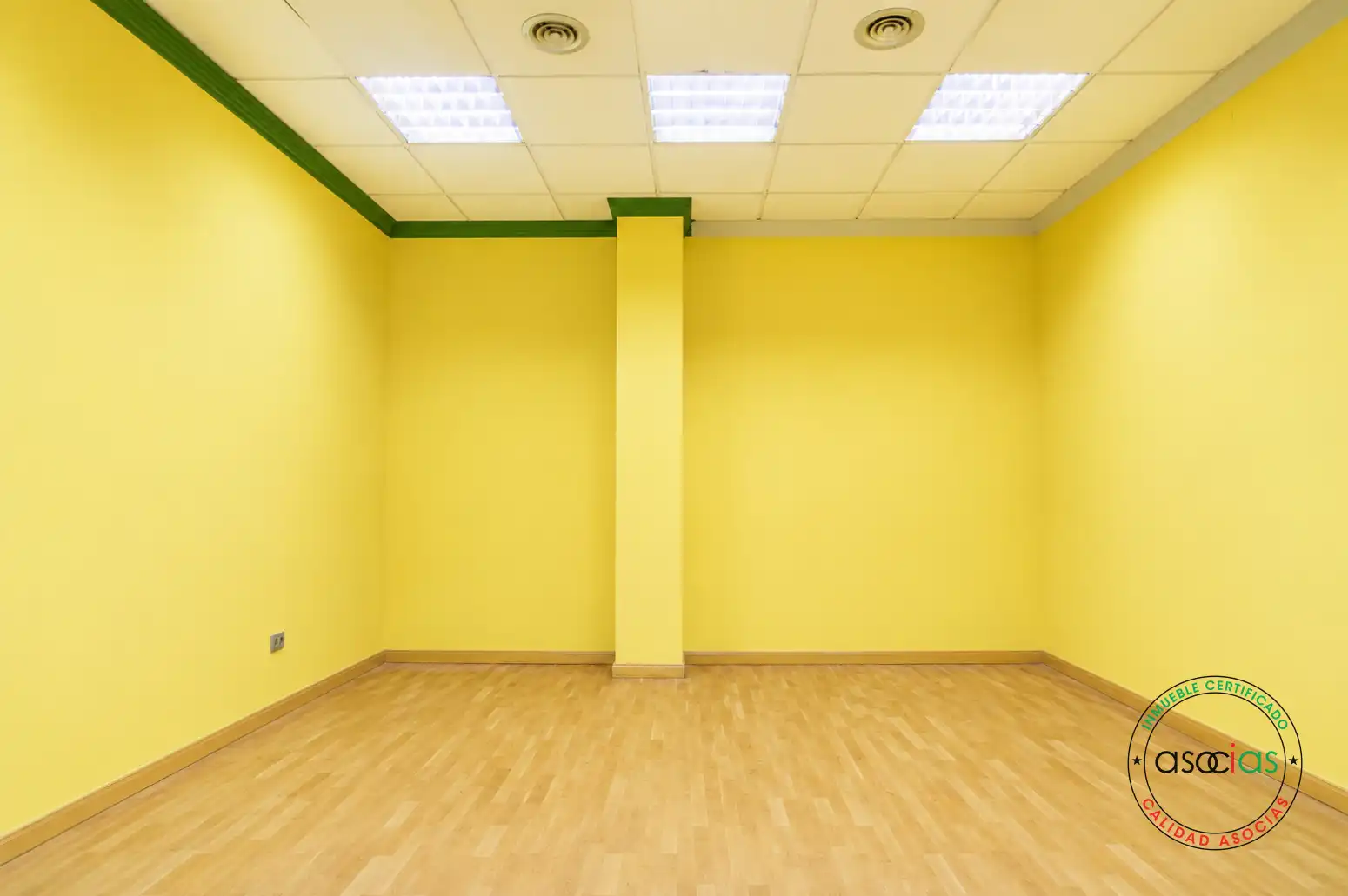 Local comercial en venta en Sama - CL CAPITAN ALONSO NART 19, imagen 9