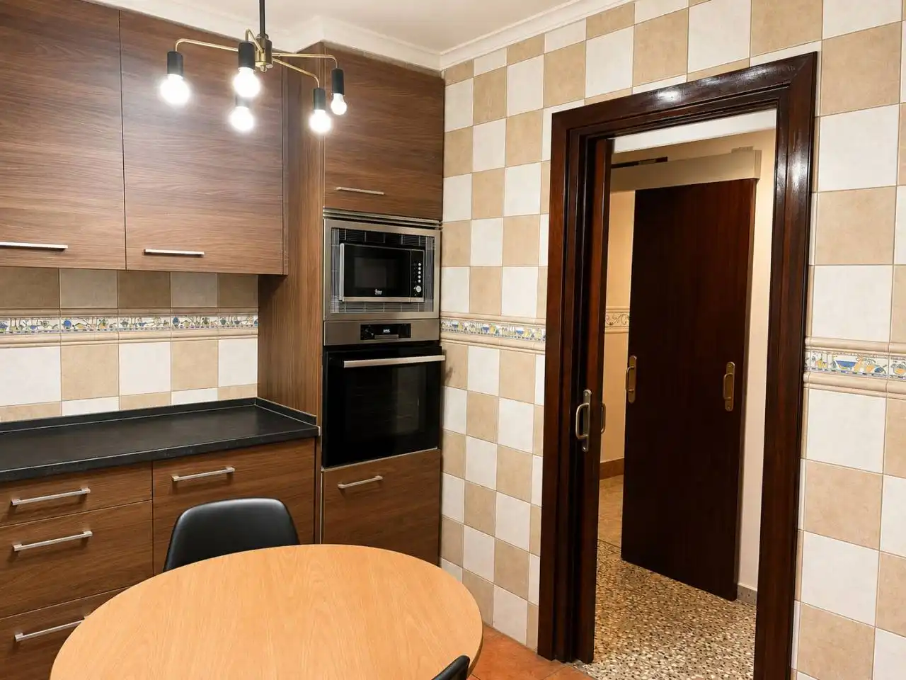 Küche von Wohnung zum Verkauf in Oliva mit Klimaanlage, Möbliert und Balkon
