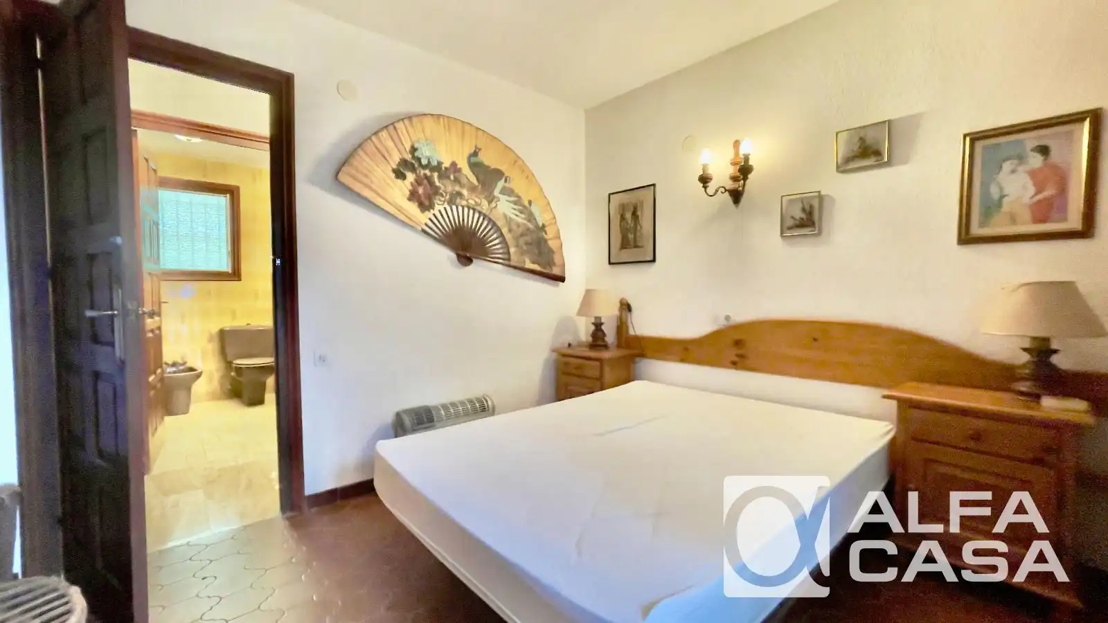 Bedroom of Houses for sale in Canyelles